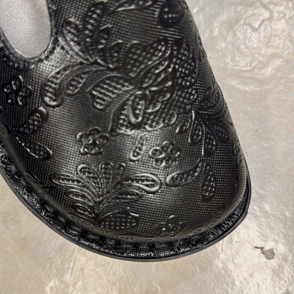 Algeria Hello Doily Mary Jane clog size EU 39/ US9 - Picture 4 of 7